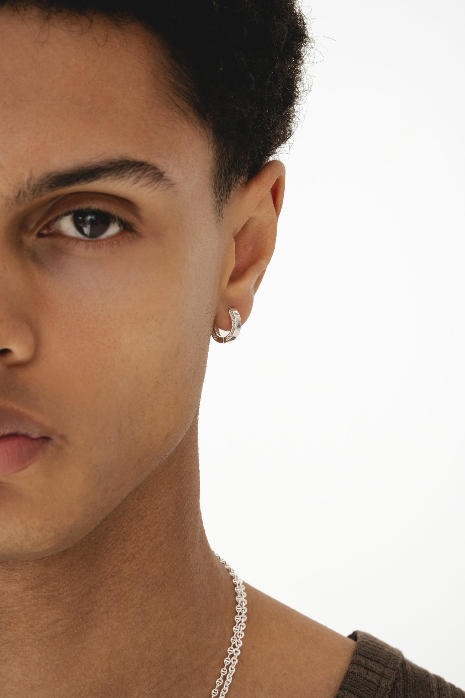 Side Set Hoop - Silver