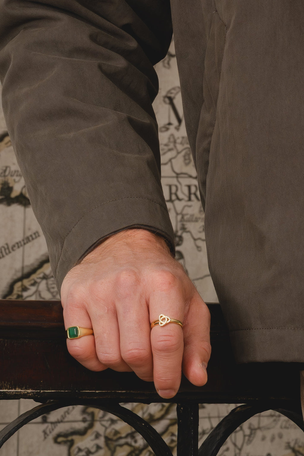 Trinity Knot Ring - Gold